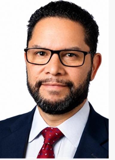 Dr. Carlos Ramos